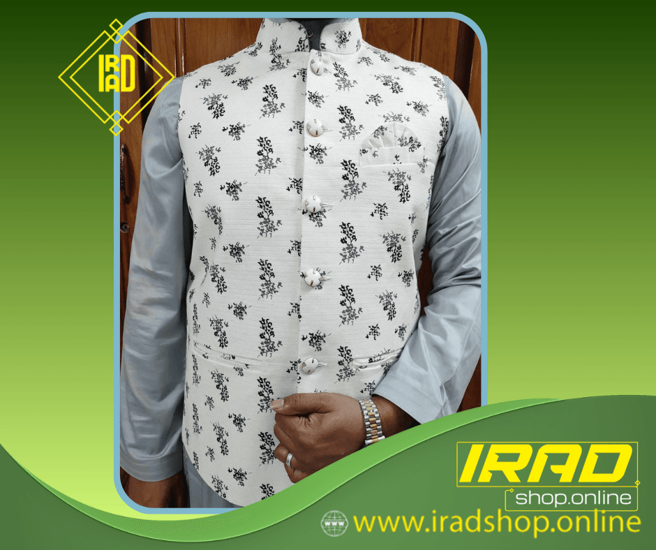 মোটা সুতি কাপড়ের উপর সাদা প্রিন্ট