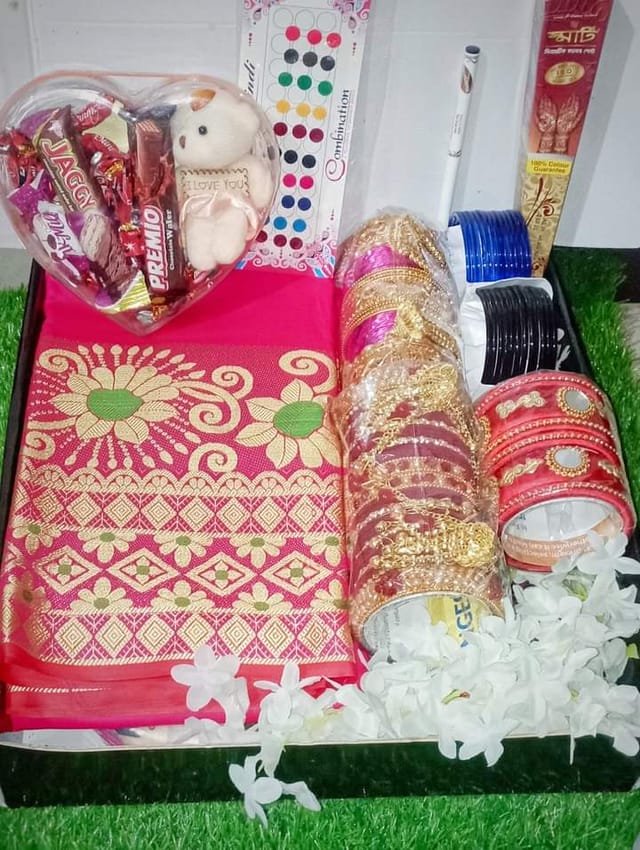 শাড়ী গিফট বক্স & কম্ব প্যাকেজ_img_0