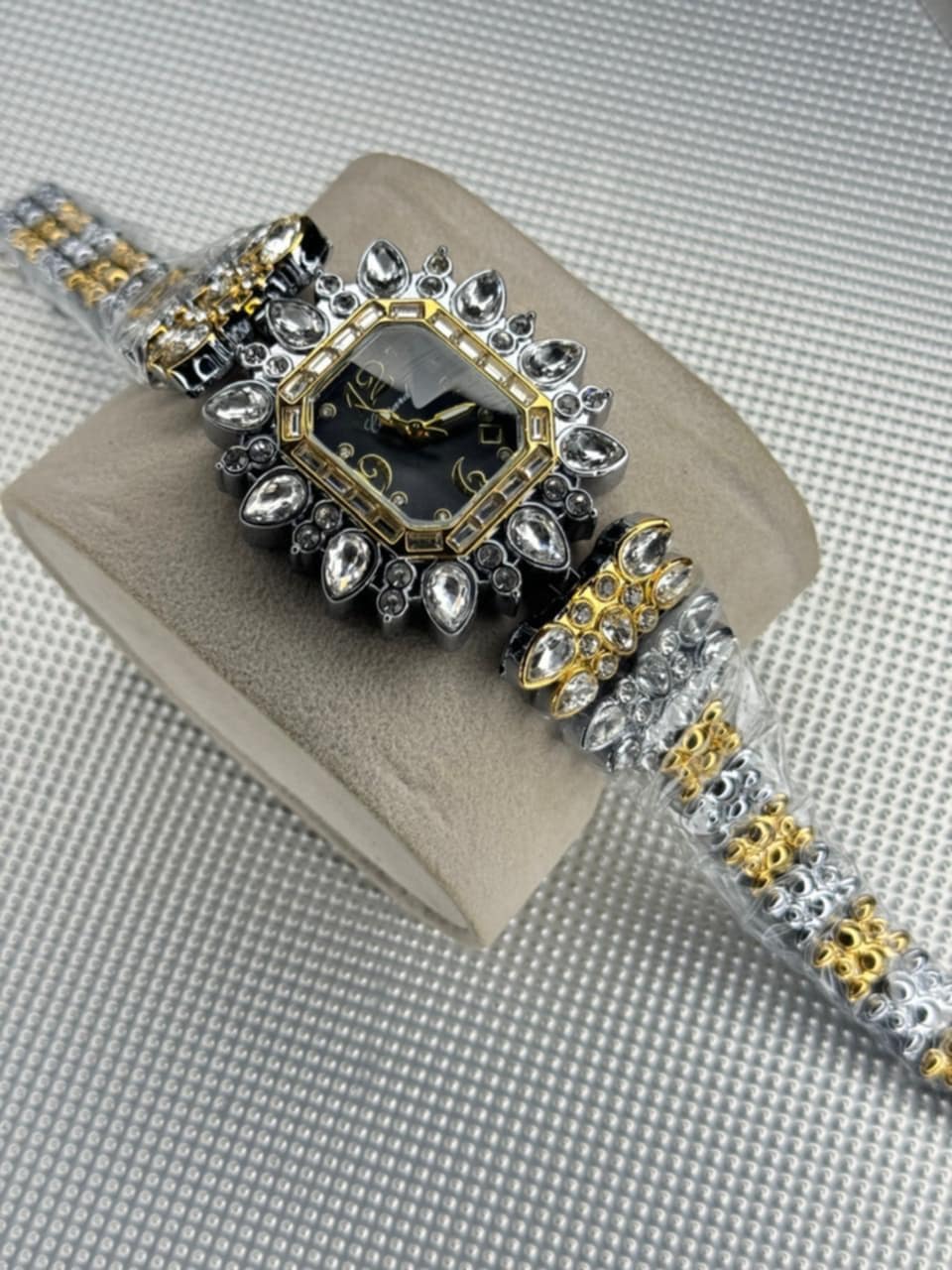 premium  ladies watch